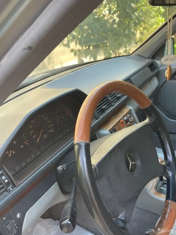 مرسيدس 300E 1991 6