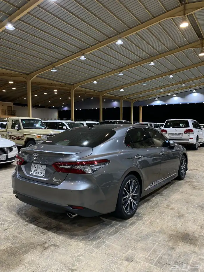 للبيع كامري 2022 قراند 6 سلندر فل كامل عبداللطيف عداد 56الف 3