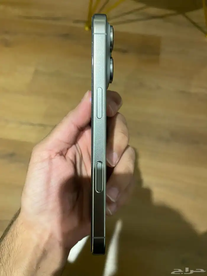 ايفون 16 برو 9