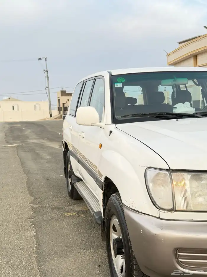 لاندكروزر صالون GXR 2000 5