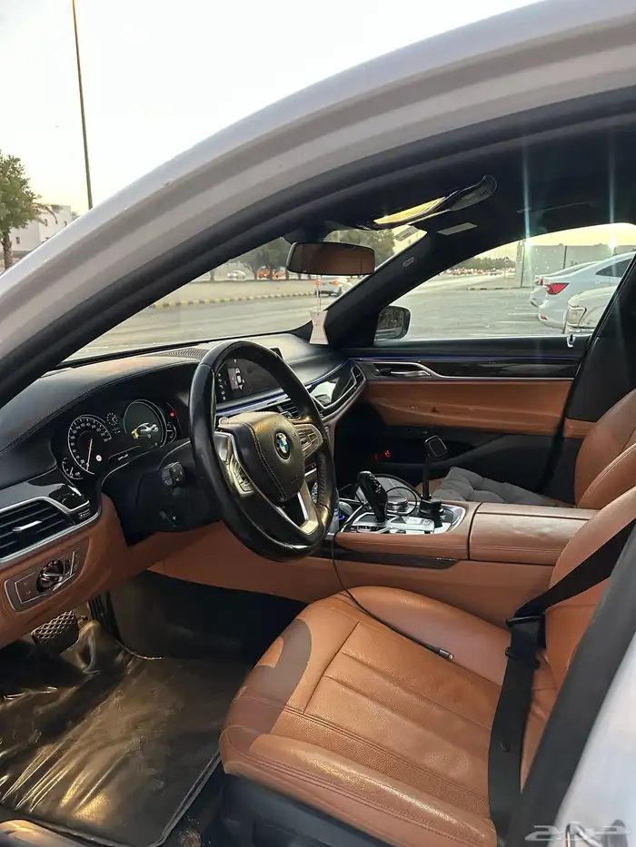 بي ام دبليو 2019 5