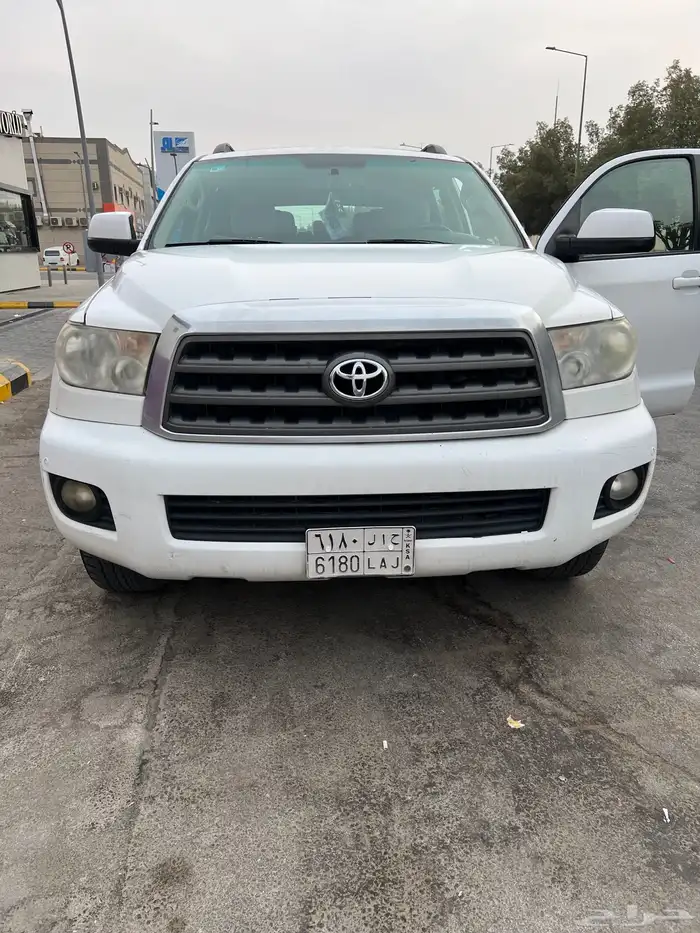 سكويا مديل 2013بدي وكاله مالك أول للبيع 32