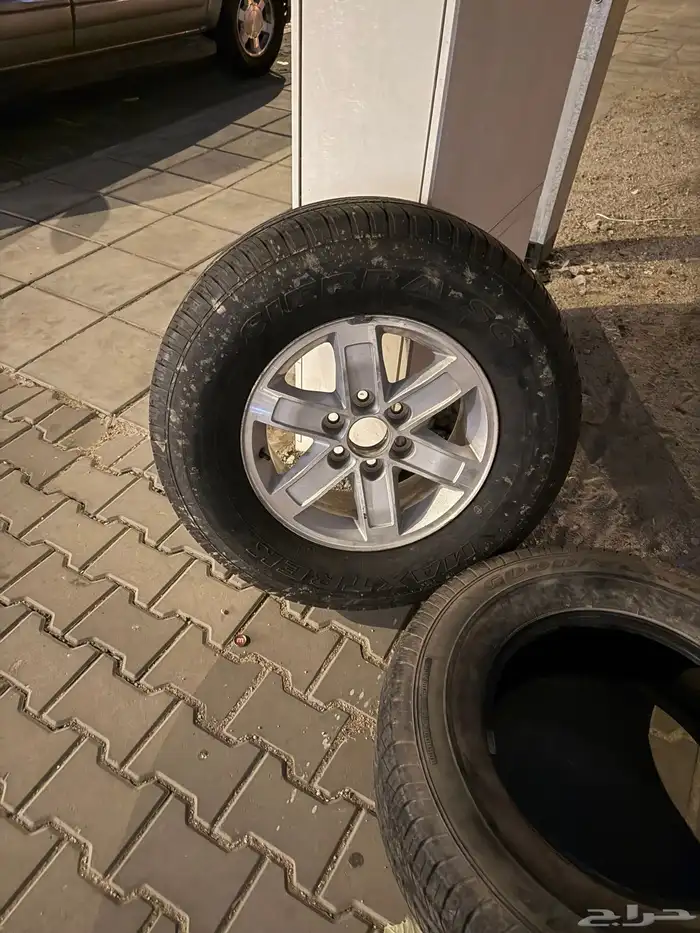 كفرات اللي محتاج بدون مقابل 1