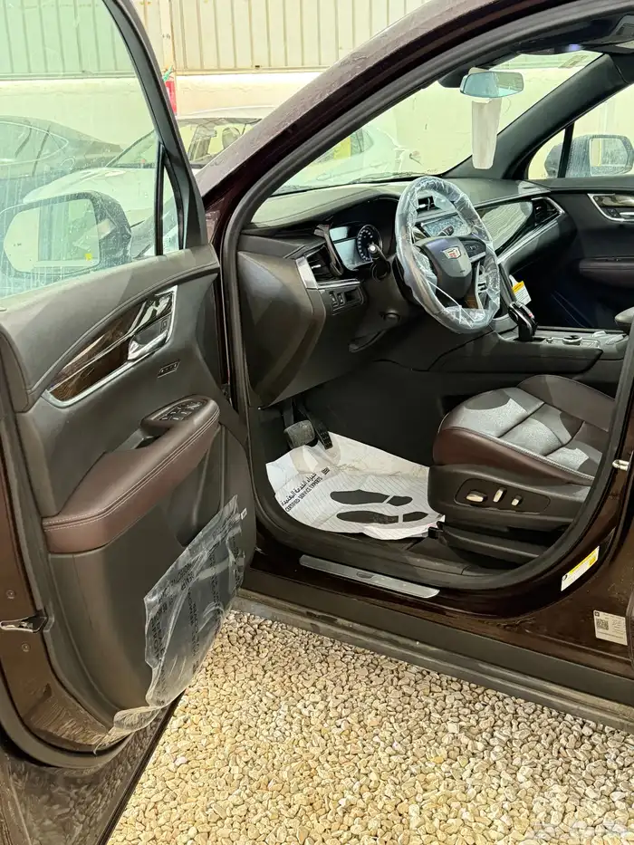 كاديلاك XT6 Premium Luxury 2021 مخزن عداد 12 ألف سعودي 21