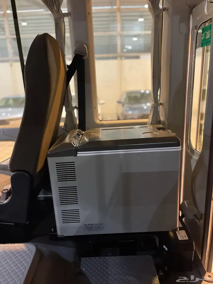 باص كوستر ديزل اوتماتيك 11