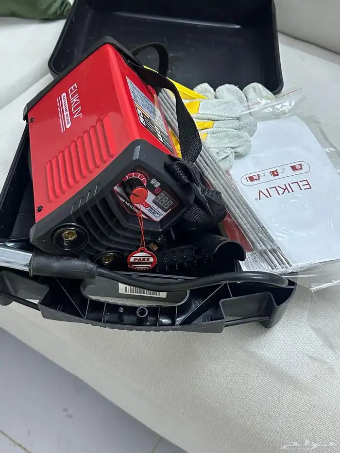 ماكينة لحام صغيره ومحموله 0