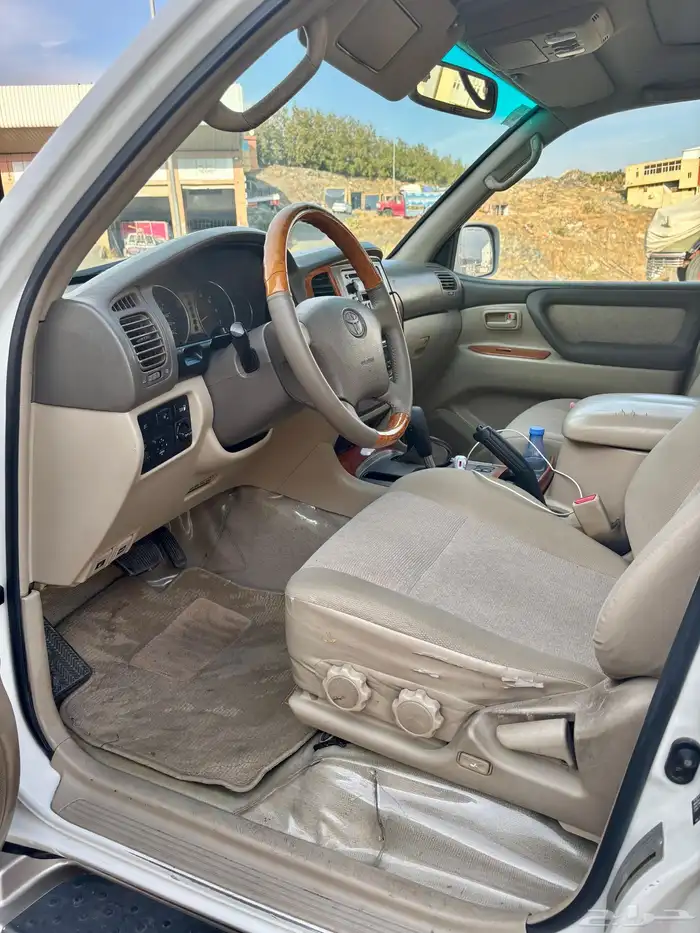 لاندكروزر 2006 فل 3 8