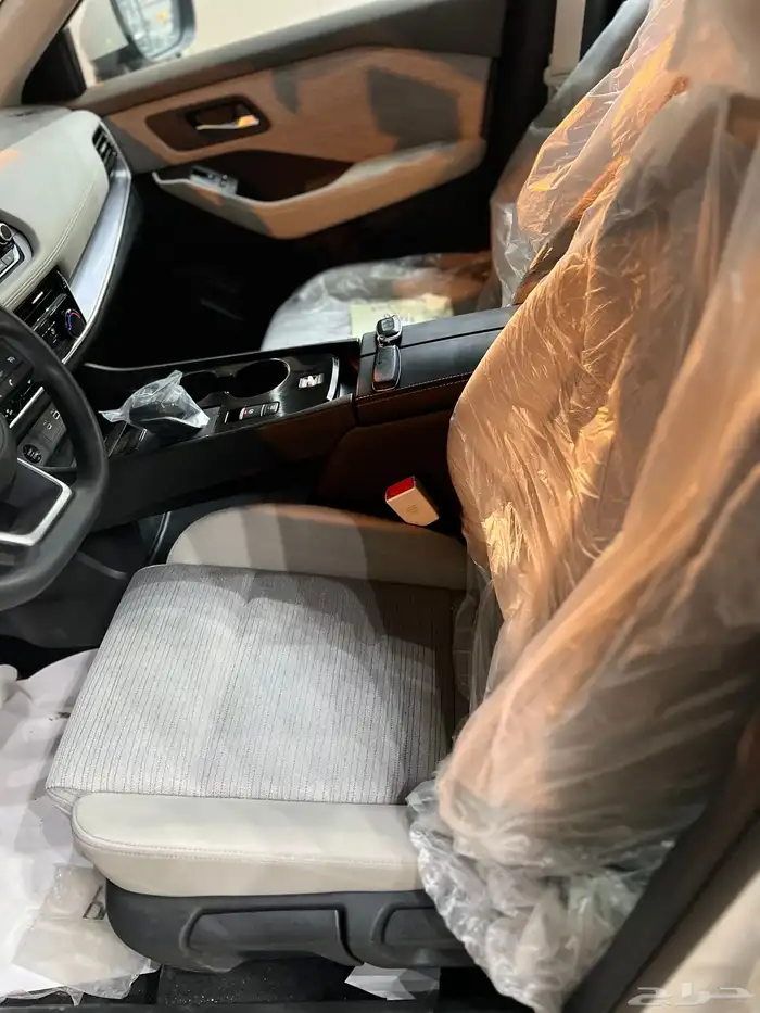 نيسان اكس تريل 7 مقاعد دفع امامي ستاندر 2025 6