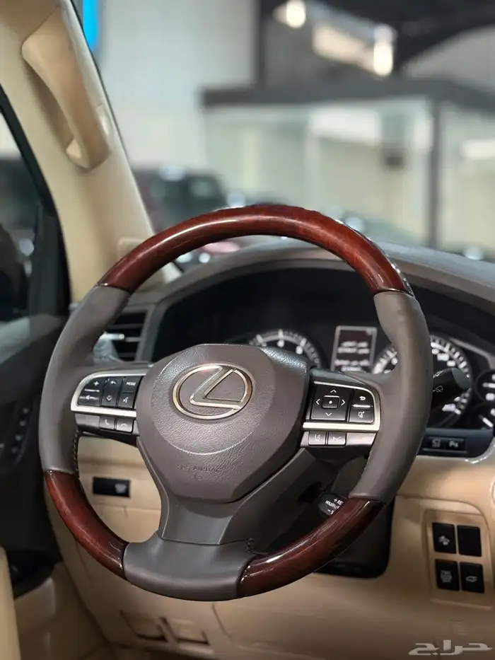 لكزس - 2020 - LX570 - بلاك اديشن 17