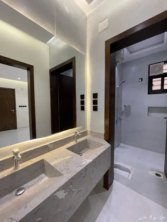 للبيع ارواف ارضيه ورواف علويه 620 الف شمال الخميس ح النور 28