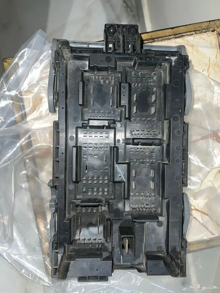 لوحة فيوز كامله مع الفيوز اصليه جمس من 2007 الي 2014 0