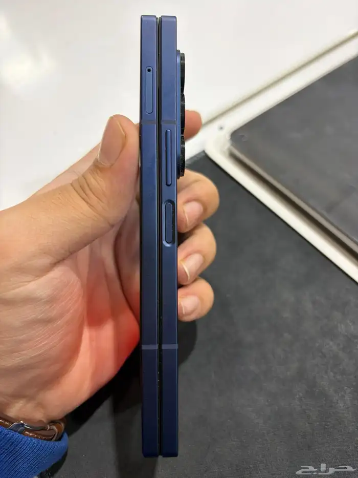 فولد 6 حالة ماشاء الله مثل الجديد باقي في الضمان سنة 2