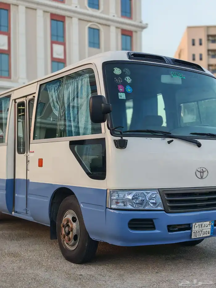 باص بنزين كوستر 30 راكب نظظيف عداد 190 الف 16