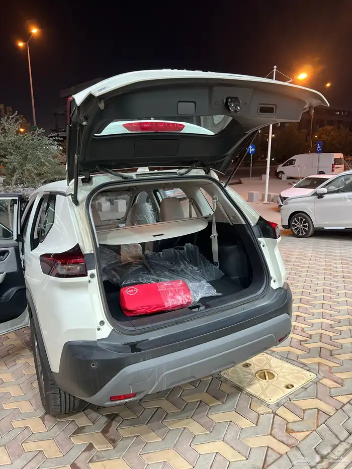 نيسان اكس تريل 7 مقاعد دفع امامي ستاندر 2025 4