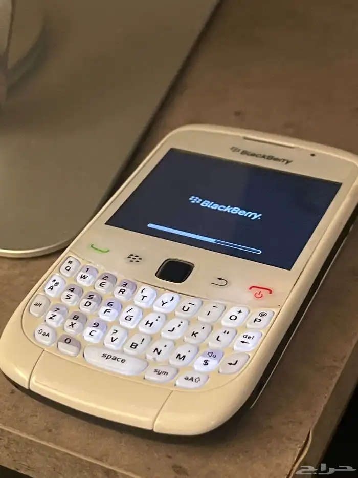 للبيع بلاك بيري نظيف مخزن 1