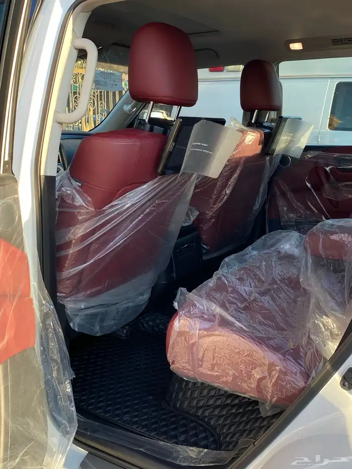 باترول بلاتينيوم 2023 V6 فل كامل مخزن 19