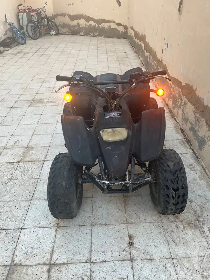 عدد 2 دباب تايوان واحد مقاس 100 والآخر مقاس 50 بحالة ممتازة 7