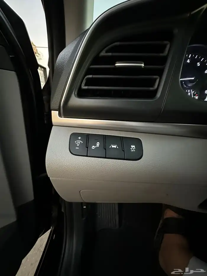 هونداي النترا 2020 فل كامل نظيف للبيع بطاقة جمركية 15