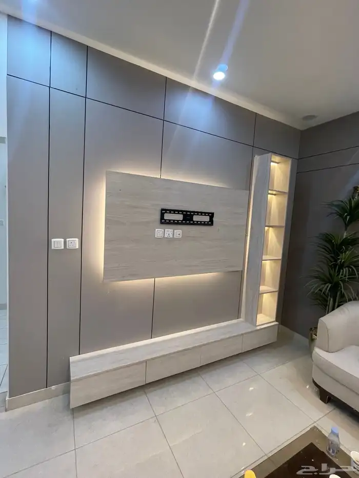 تفصيل غرف نوم وتركيب ديكورات خشبية والتنجيد ودهان الأبواب 12