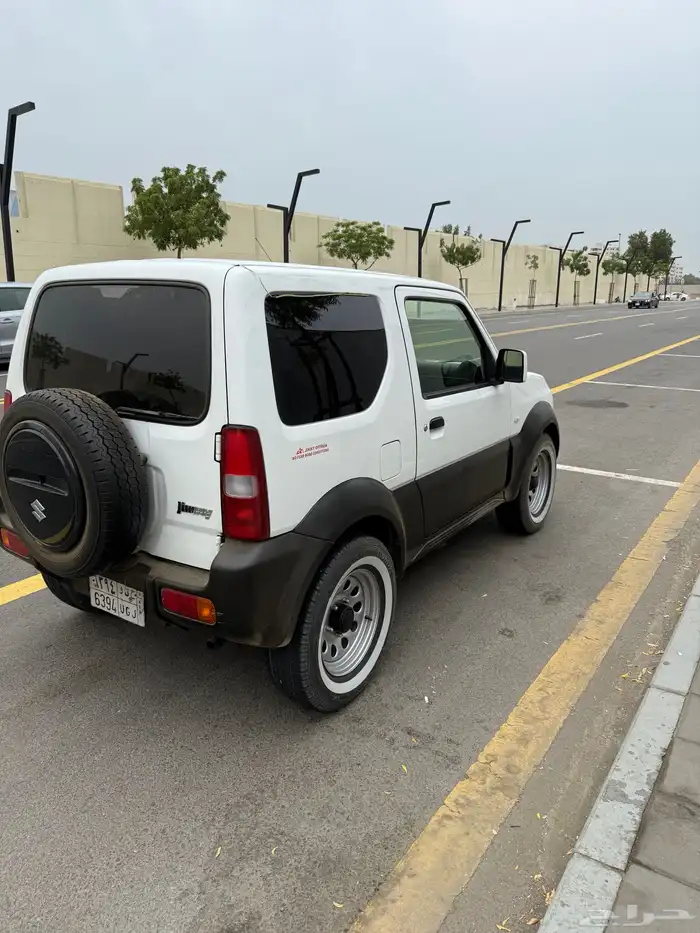 سزوكي جمني 2015 نضيف 1
