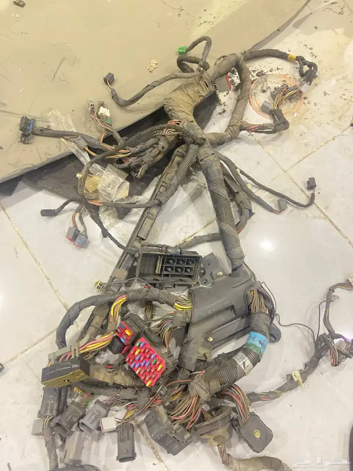 ظفيرة الفيوزات الداخليه لينكون تاون كار 2003 2