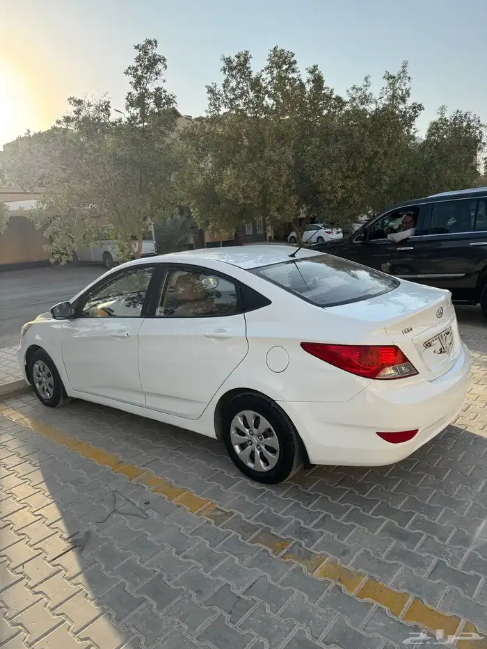 اكسنت موديل 2013 ممشى 76 ألف. 4