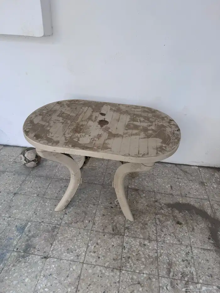 طاوله بلاستيك 1