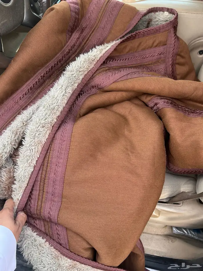 فروه طبيعي قديمة وشبه جديدة 3