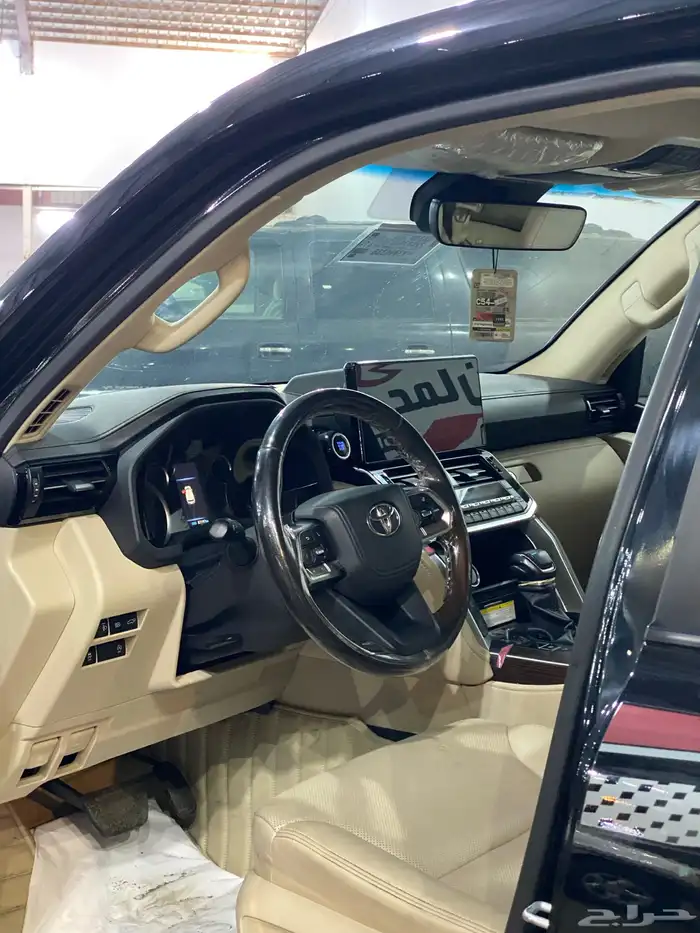 تويوتا لاندكروزر 2024 L5 شرط 10