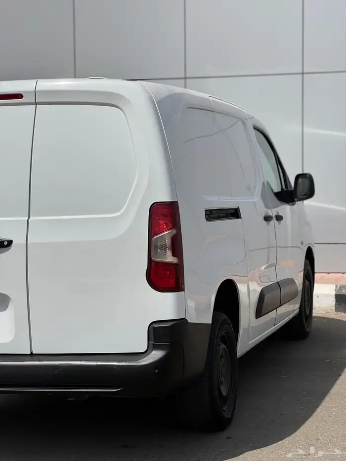 بيجو بارتنر بضاعه 2023 ديزل السعر 33000 الف 7