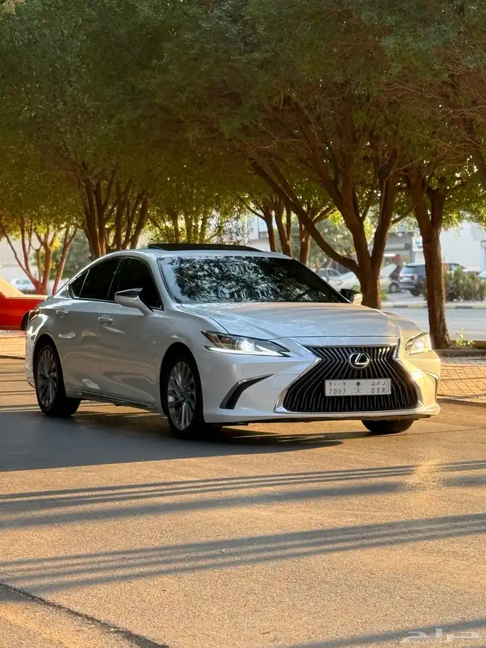 لكزس ES350 شرط 11