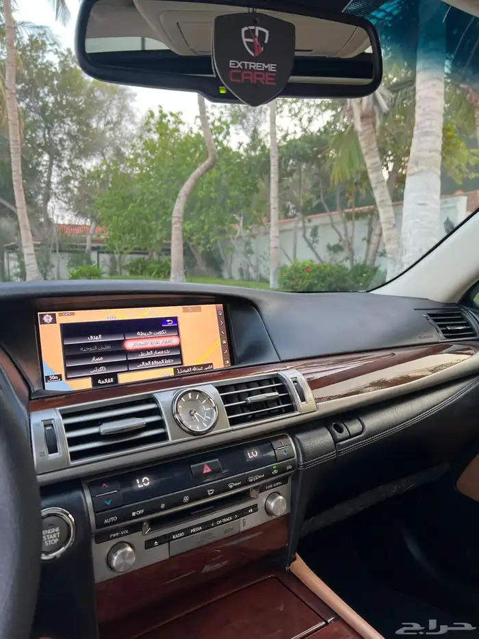 لكزس LS460 5