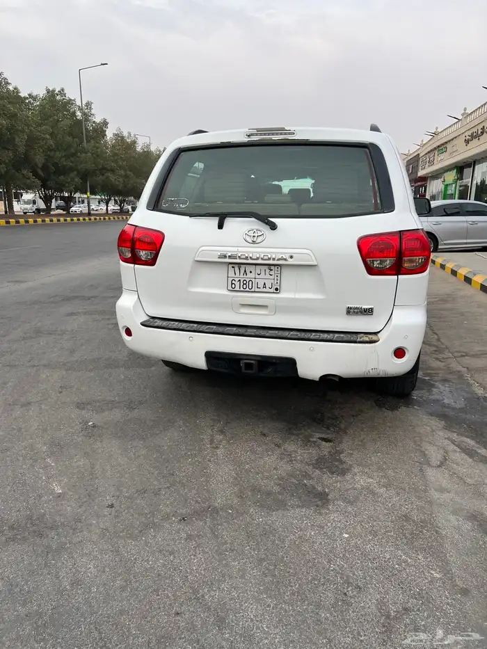 سكويا مديل 2013بدي وكاله مالك أول للبيع 13