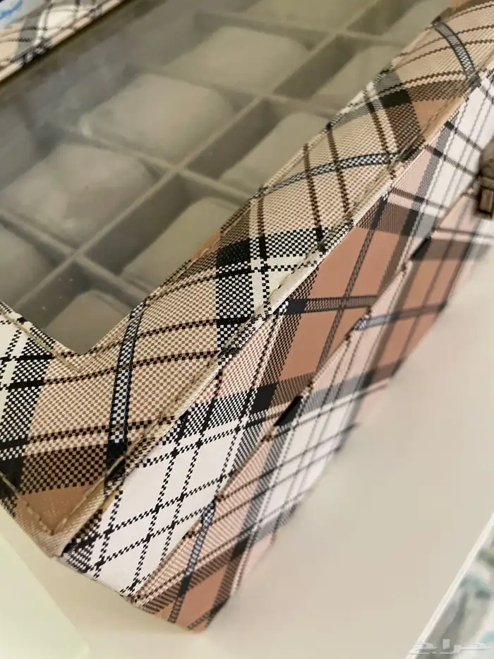 حافظة الساعات 2