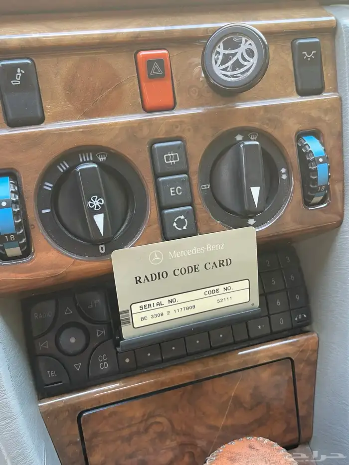 مرسيدس 300E 1991 11