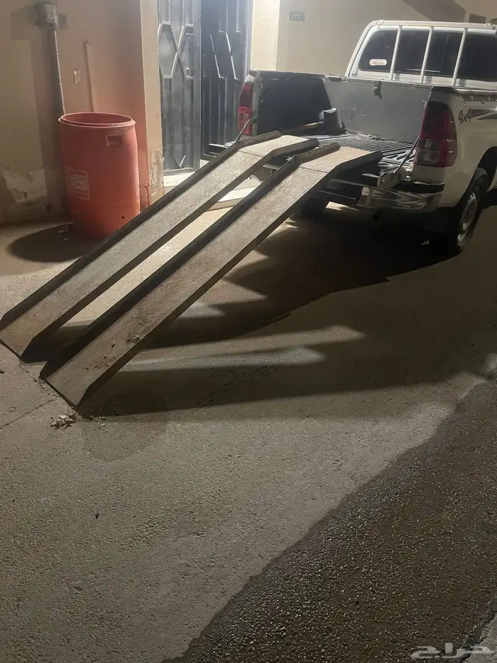 سلم حديد دباب بانشي 1