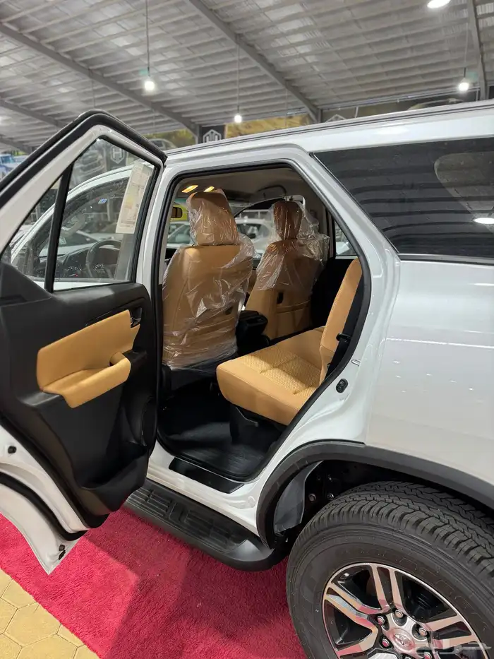 تويوتا   فورتشنر GX2 بنزين دبل 2026 جديد 125.350 شامل 23