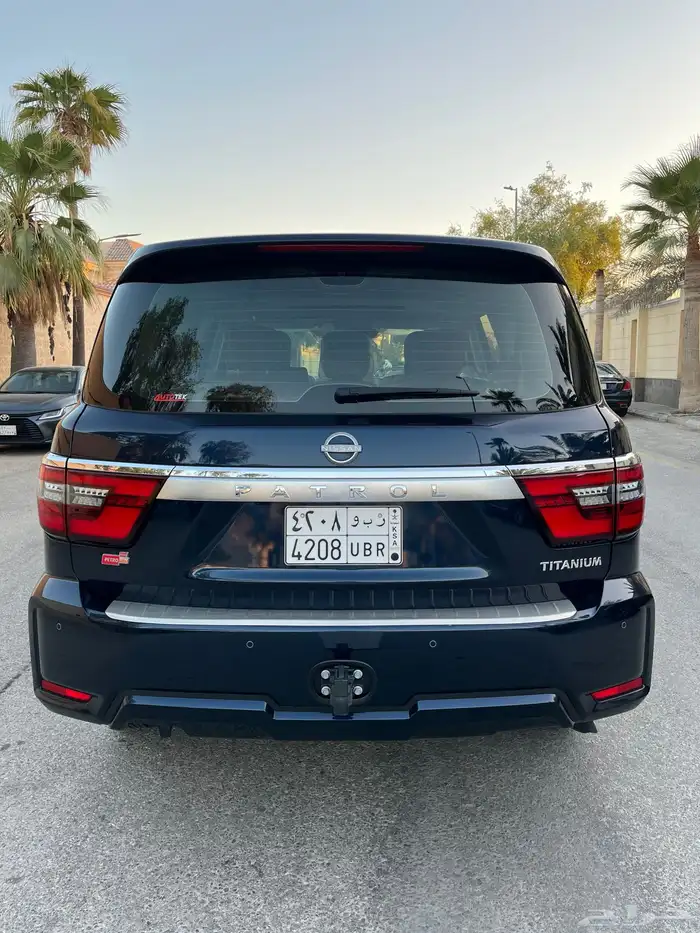 للبيع نيسان باترول تيتانيوم 2022 مخزن 15