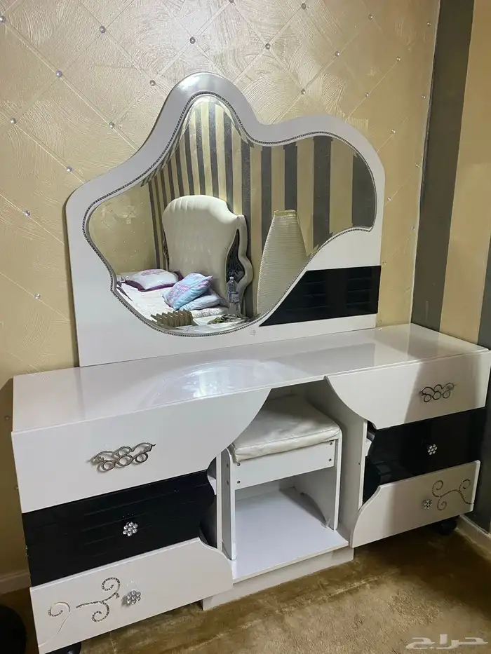 غرفة نوم للبيع 1