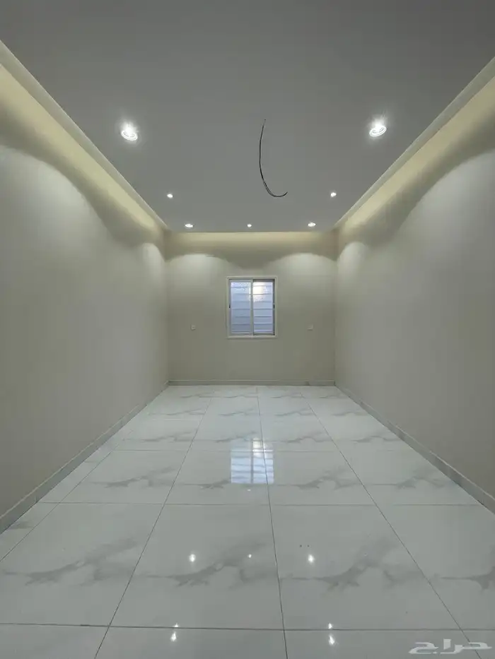 للبيع شقه دور ارضى بحوش وبايكة سياره 590 الف ابها المحاله 9