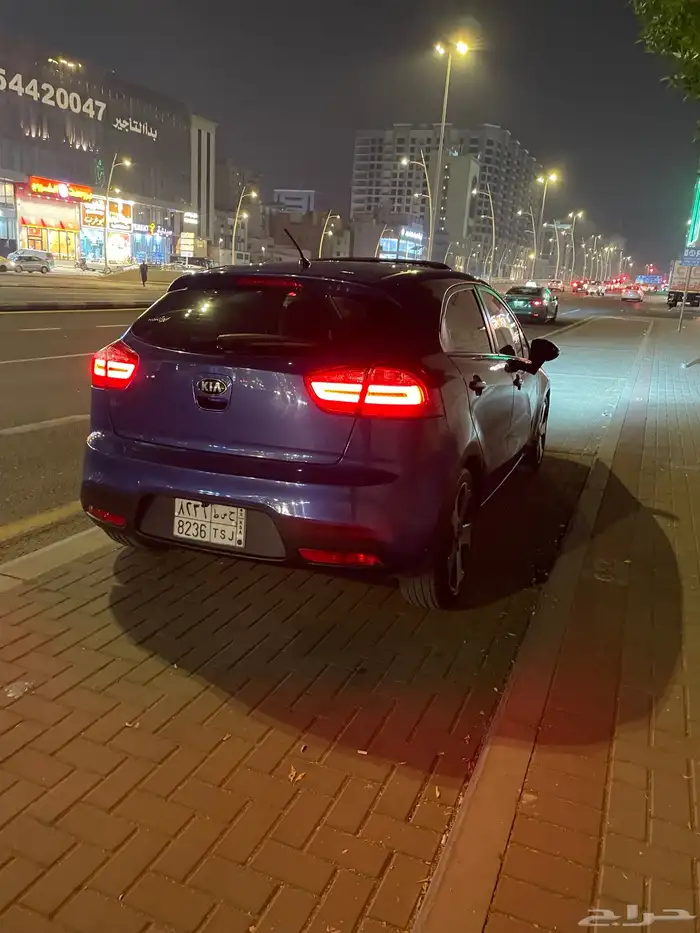 كيا ريو هاتش باك 2015 3