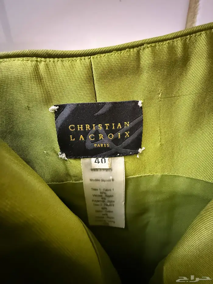 ملابس واحذيه 8