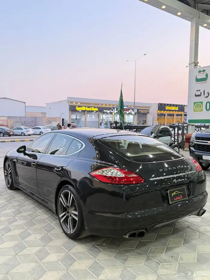 بورش - باناميرا - 2013 - 8 سلندر 5