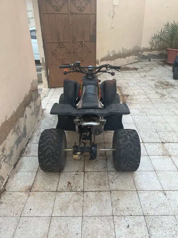 عدد 2 دباب تايوان واحد مقاس 100 والآخر مقاس 50 بحالة ممتازة 5