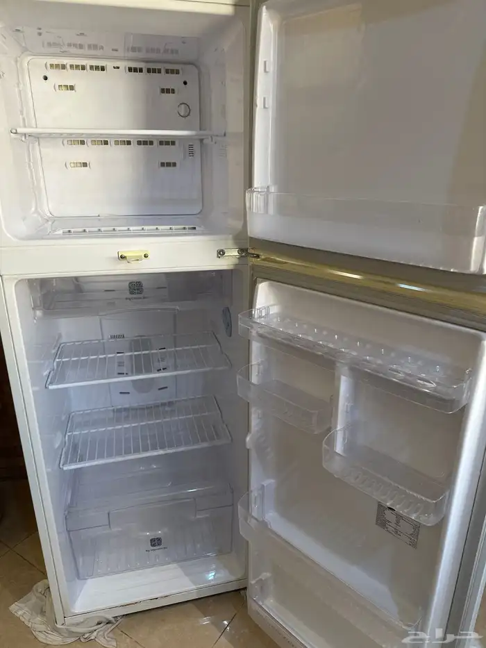 ثلاجه سامسونج حجم 9.6 1