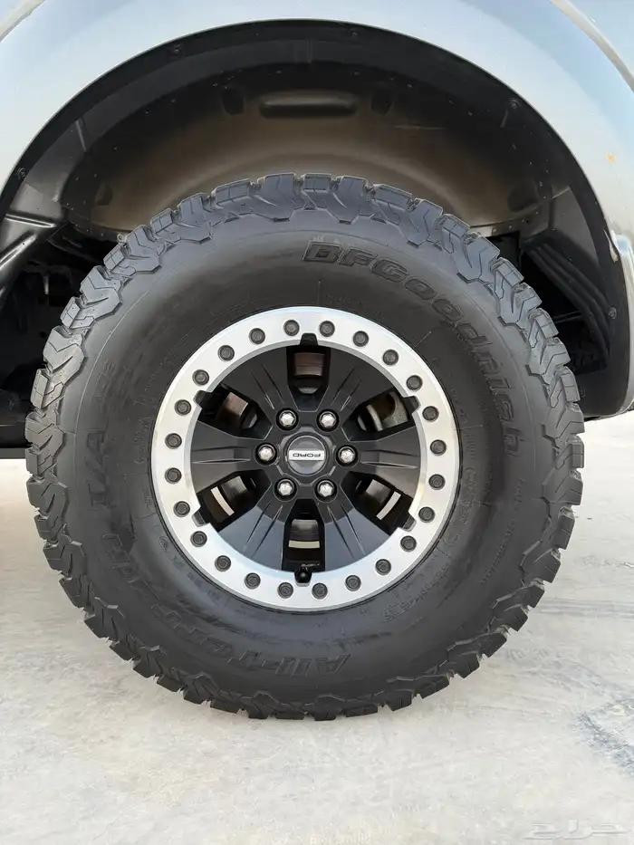 فورد f150 رابتر 8
