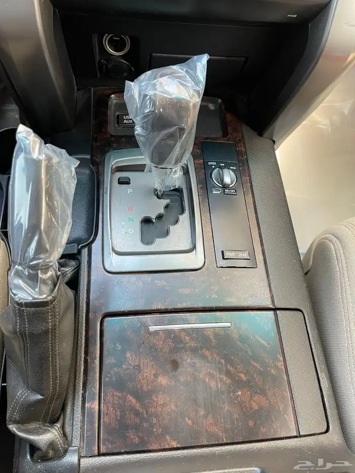 لاندكروزر فكسار بريمي فل كامل 2011 11