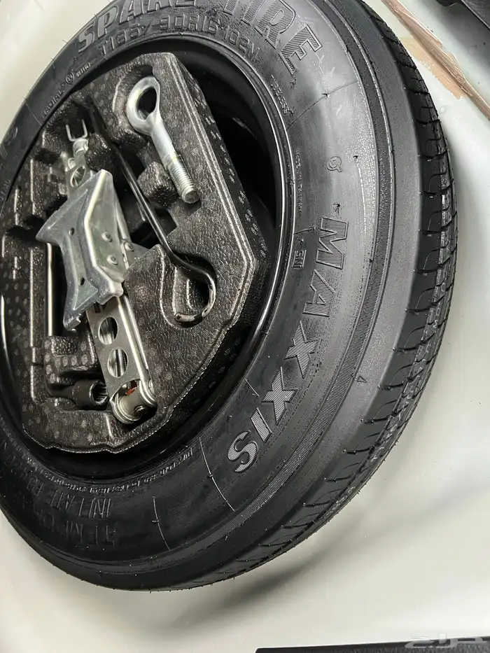 سوزوكي فيتارا 2023 عداد 79.000 دبل دفلك لدى قمة الاطلال 26