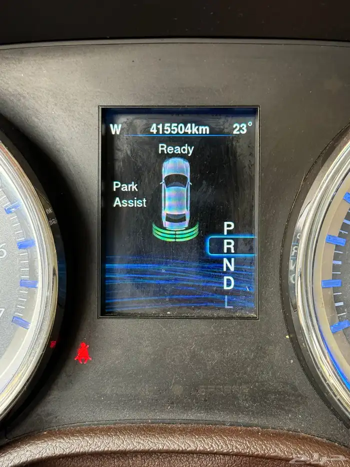 للبيع كرايسلر فل كامل C300 Limited 2014 12