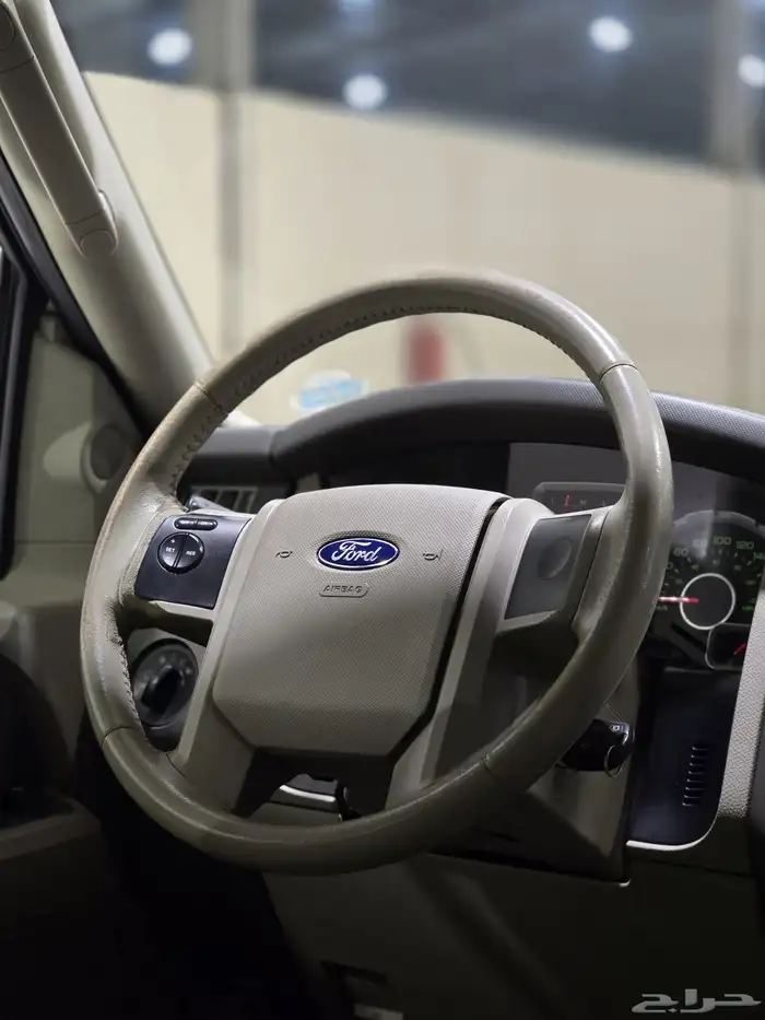 فورد اكسبيدشن موديل 2013 بحالة الوكالة 12